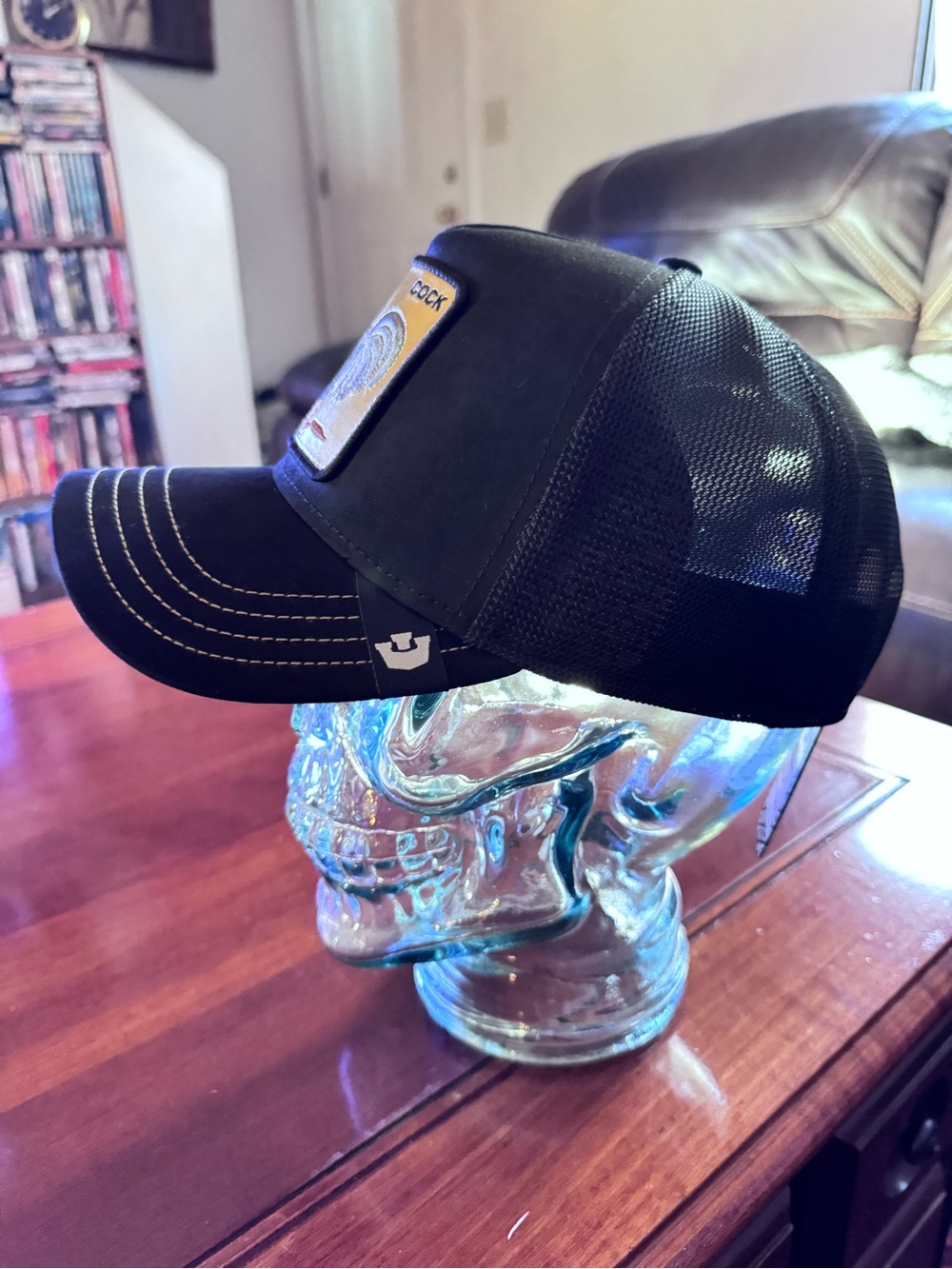 Goorin bros. Classic Black MICROSUEDE GOLDEN Rooster Patch Trucker Hat - Picture 4 of 14
